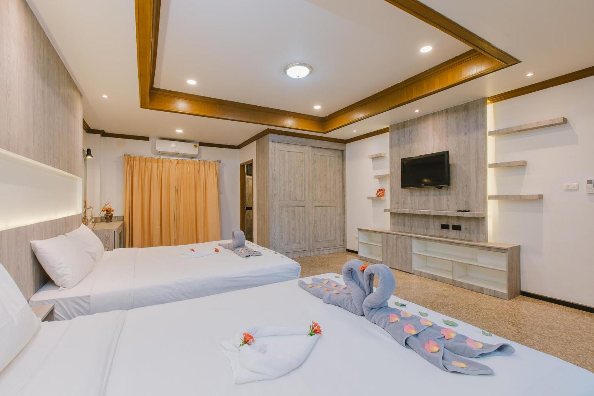 Royal Prince Residence Patong Luaran gambar
