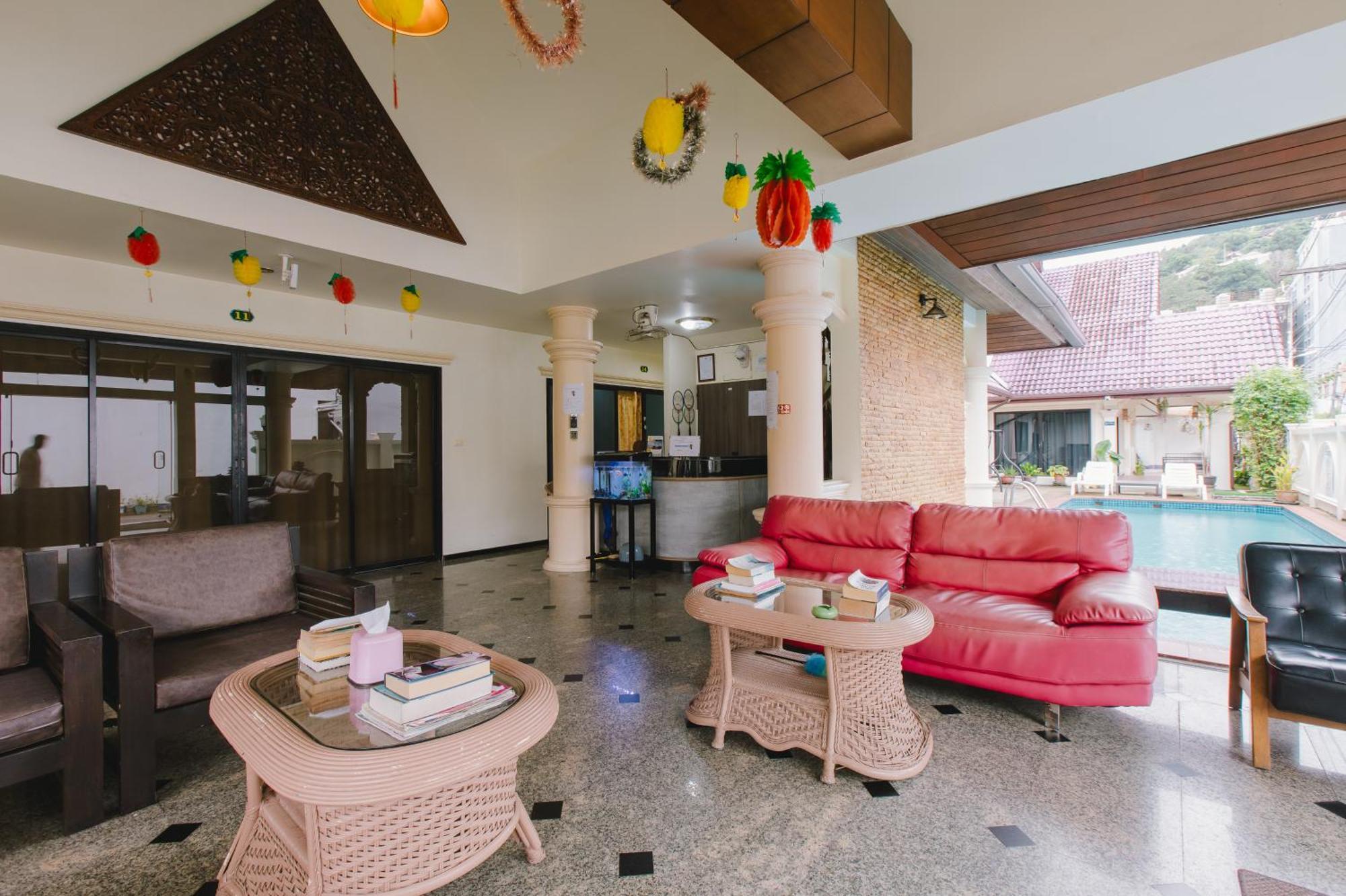 Royal Prince Residence Patong Luaran gambar