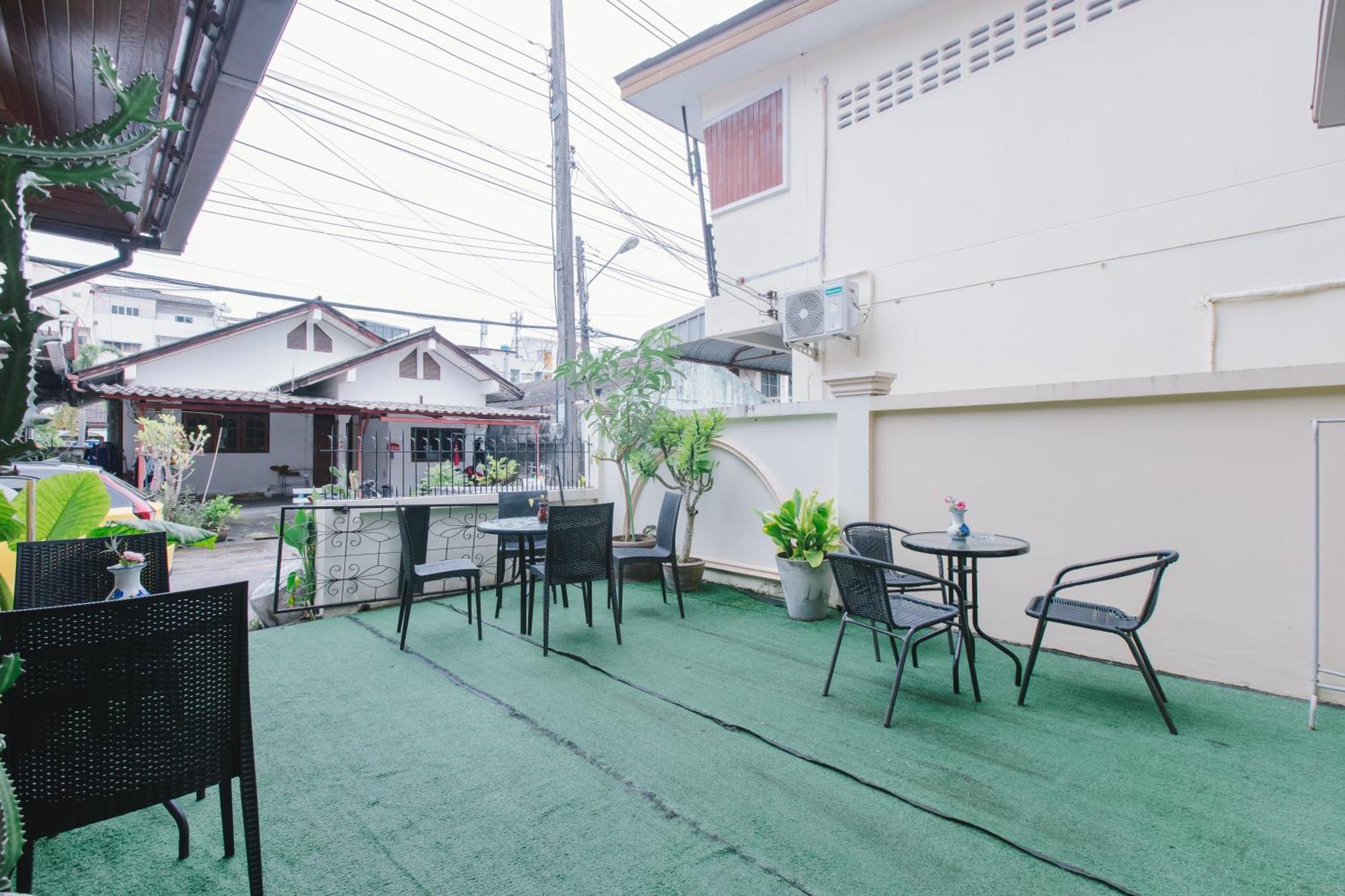 Royal Prince Residence Patong Luaran gambar